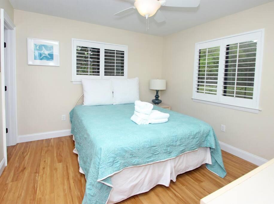 Cute 2 Bedroom, 2 Bath Condo At Folly Field Beach Hilton Head Island Exteriér fotografie