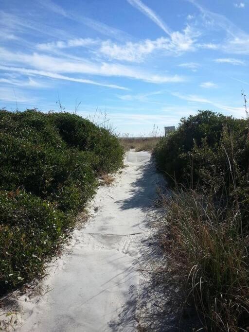 Cute 2 Bedroom, 2 Bath Condo At Folly Field Beach Hilton Head Island Exteriér fotografie