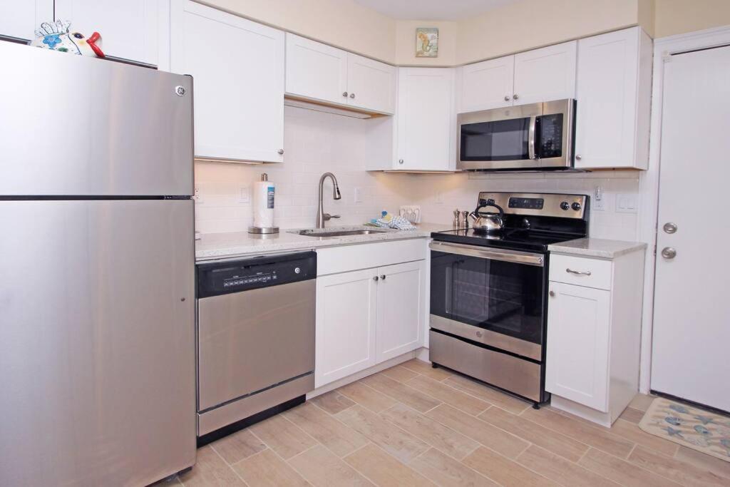 Cute 2 Bedroom, 2 Bath Condo At Folly Field Beach Hilton Head Island Exteriér fotografie